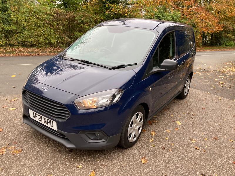 FORD TRANSIT COURIER