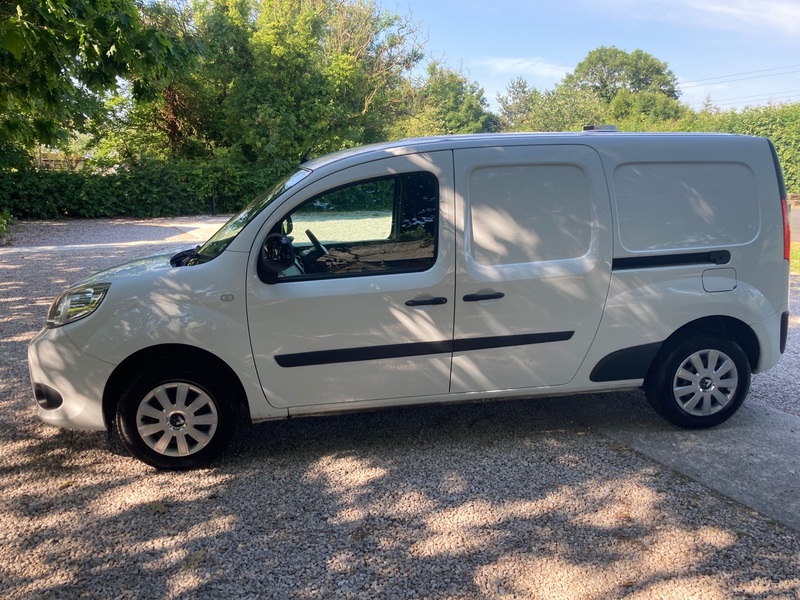 RENAULT KANGOO MAXI