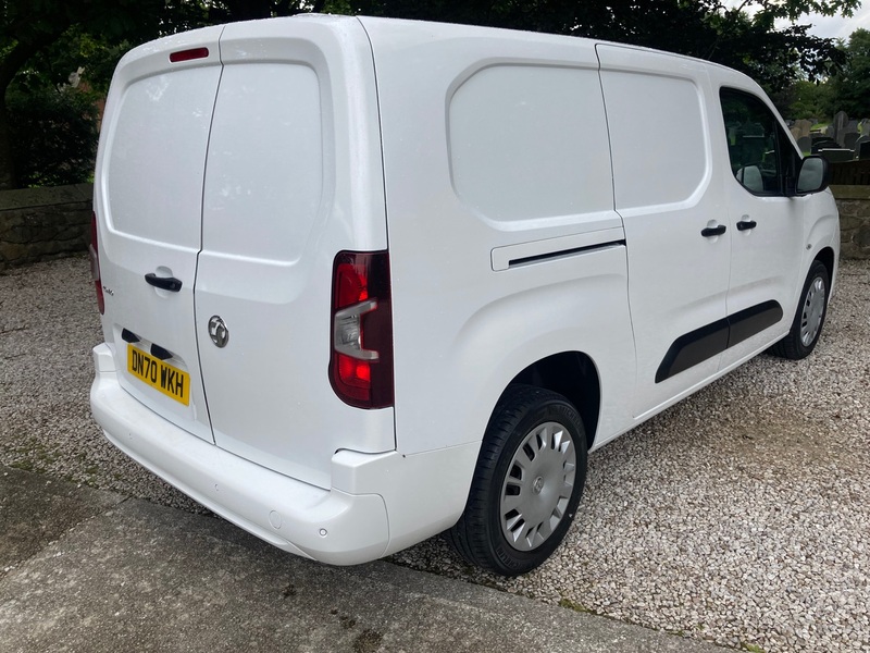 VAUXHALL COMBO