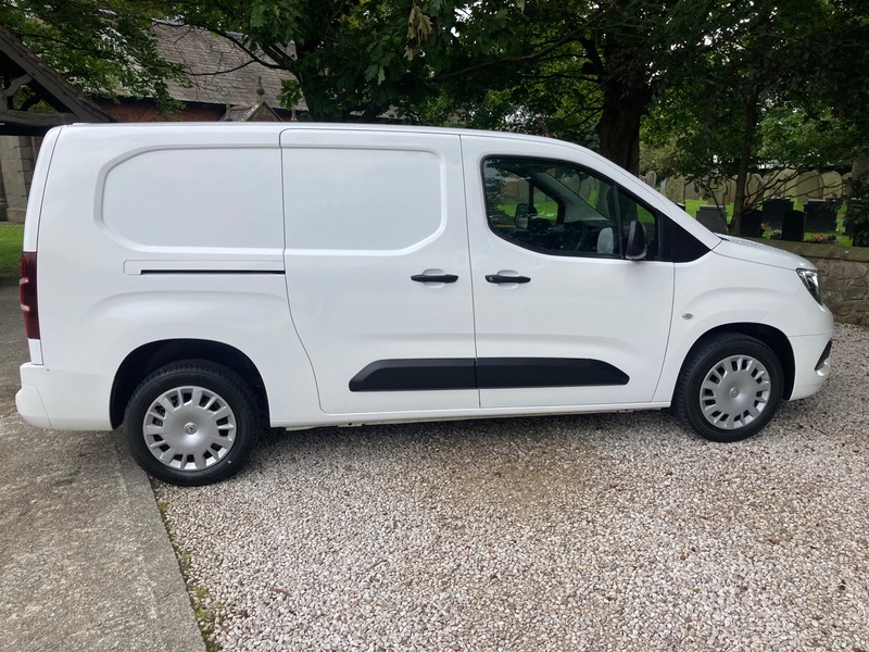 VAUXHALL COMBO